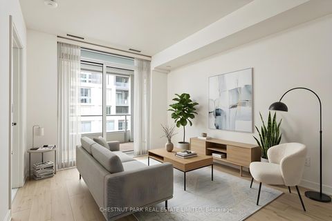 Photo 4 at 721E - 576 Front Street W, Waterfront Communities C1, Toronto