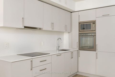 Photo 7 at 721E - 576 Front Street W, Waterfront Communities C1, Toronto