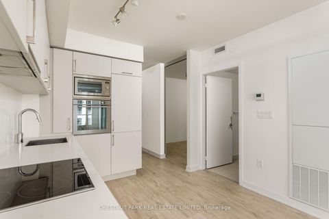 Photo 13 at 721E - 576 Front Street W, Waterfront Communities C1, Toronto