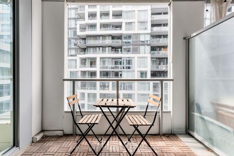 Photo 17 at 721E - 576 Front Street W, Waterfront Communities C1, Toronto