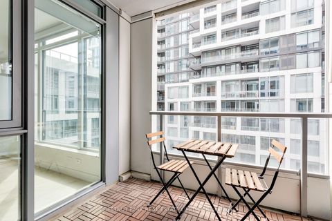 Photo 18 at 721E - 576 Front Street W, Waterfront Communities C1, Toronto