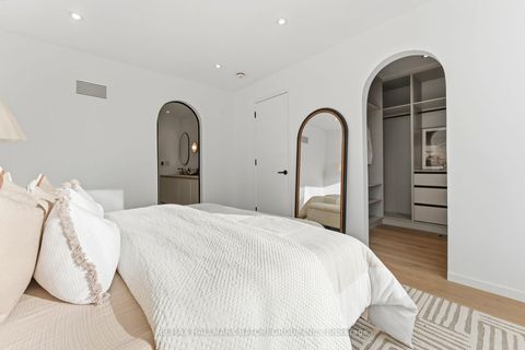 Photo 21 at 532 Duplex Avenue, Eglinton, Toronto