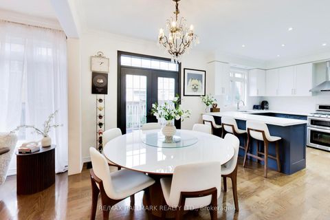 Photo 5 at 25 Chagall Drive, Patterson, Vaughan