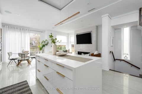 Photo 14 at 3 Judith Drive, East York, Toronto