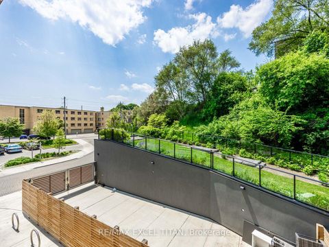Photo 23 at 205 - 25 Neighbourhood Lane, Queensway, Toronto
