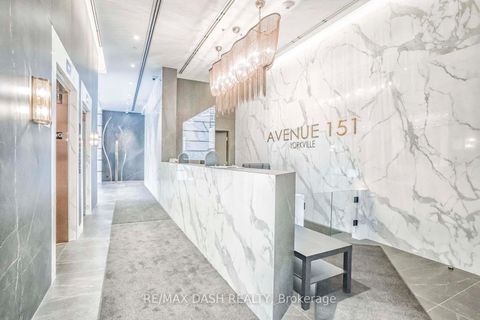 Photo 1 at 205 - 151 Avenue Road, Annex, Toronto