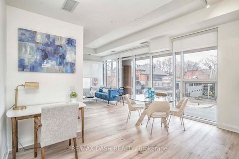 Photo 4 at 205 - 151 Avenue Road, Annex, Toronto