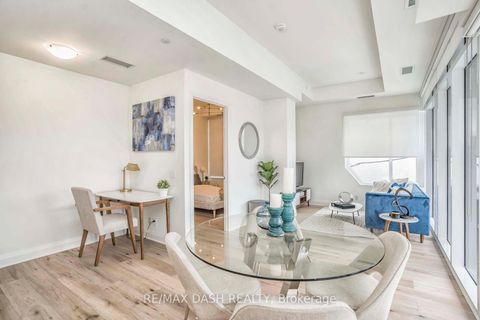 Photo 6 at 205 - 151 Avenue Road, Annex, Toronto