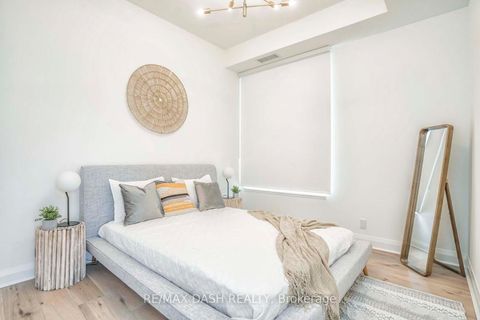 Photo 23 at 205 - 151 Avenue Road, Annex, Toronto