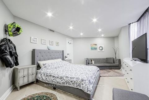 Photo 16 at 502 - 85 Skymark Drive, Hillcrest Village, Toronto