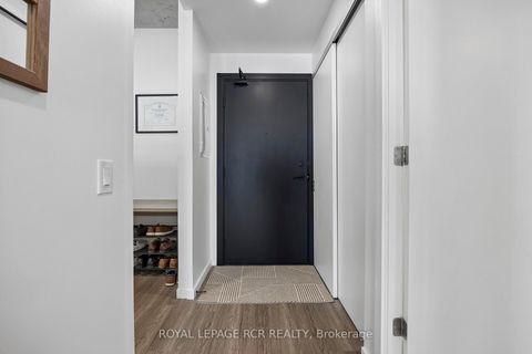 Photo 12 at 321 - 689 The Queensway, Queensway, Toronto