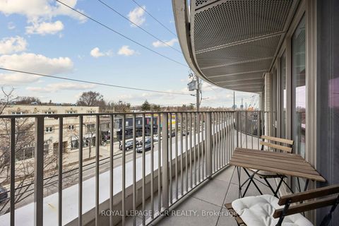 Photo 14 at 321 - 689 The Queensway, Queensway, Toronto