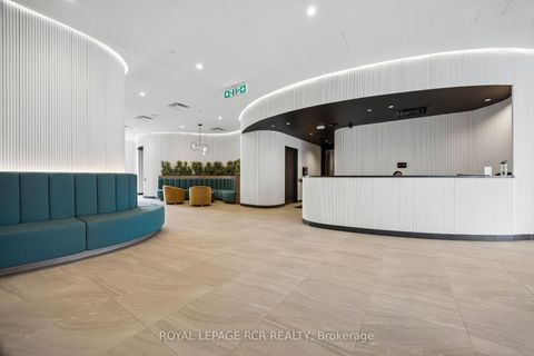 Photo 16 at 321 - 689 The Queensway, Queensway, Toronto