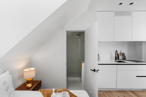 Photo 38 at 79 Northcote Avenue, Little Portugal, Toronto