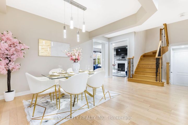 Photo 10 at 20 Russell Creek Drive, Wellington, Brampton