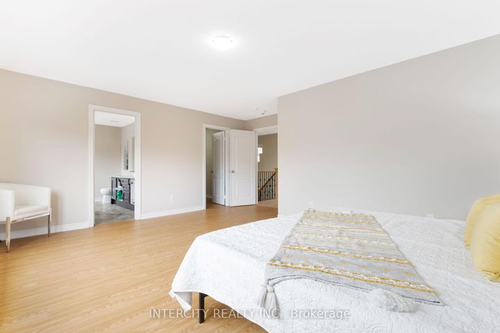 Photo 27 at 20 Russell Creek Drive, Wellington, Brampton