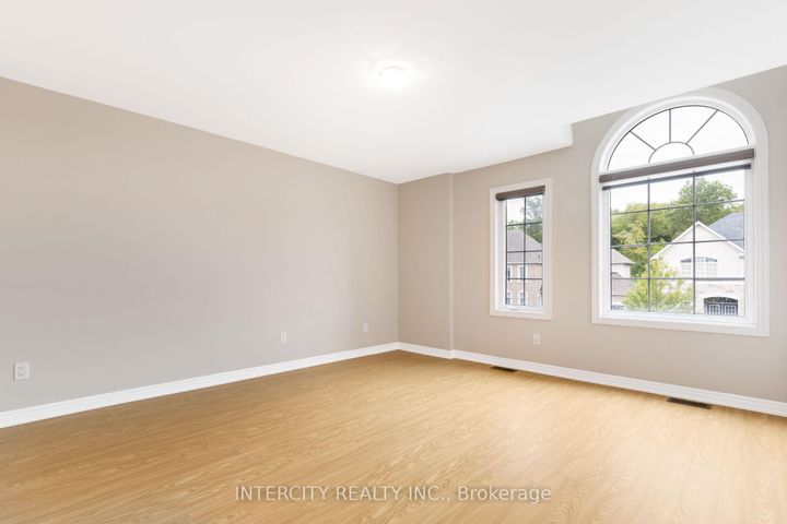 Photo 32 at 20 Russell Creek Drive, Wellington, Brampton