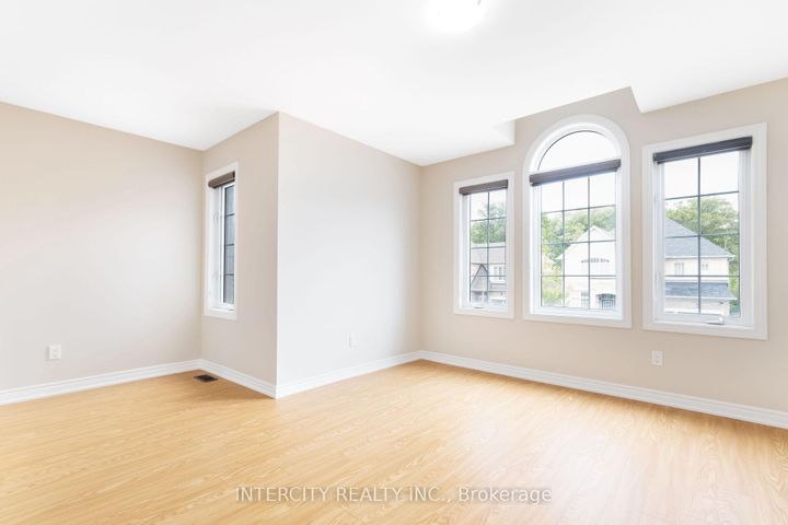 Photo 36 at 20 Russell Creek Drive, Wellington, Brampton