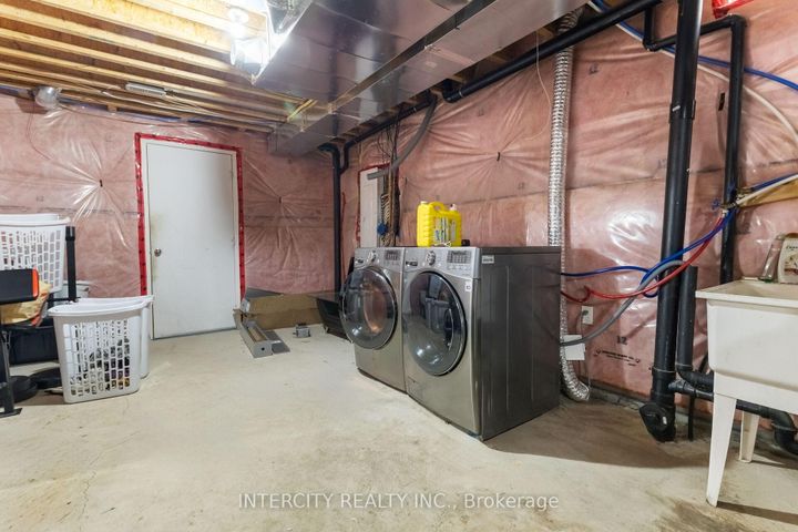 Photo 46 at 20 Russell Creek Drive, Wellington, Brampton