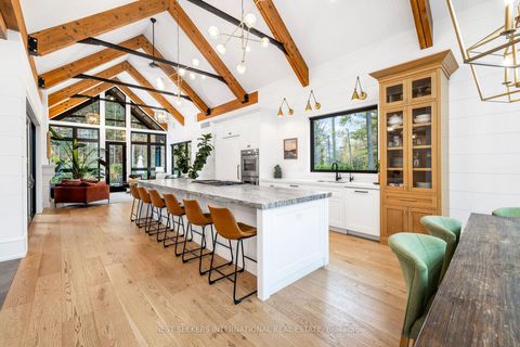 Photo 5 at 11 Sibbald Crescent, Sutton & Jackson's Point, Georgina