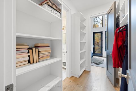 Photo 27 at 11 Sibbald Crescent, Sutton & Jackson's Point, Georgina