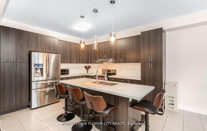 Photo 10 at 125 Lionhead Golf Club Road, Bram West, Brampton