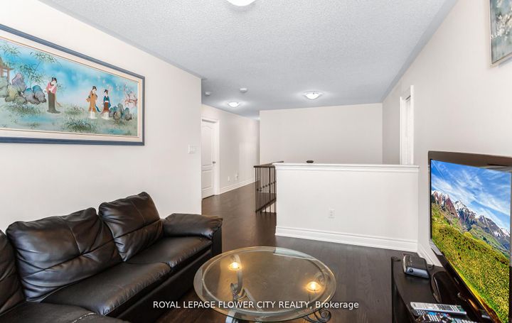 Photo 15 at 125 Lionhead Golf Club Road, Bram West, Brampton