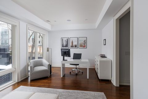 Photo 17 at 20B Woodlawn Avenue W, St. Clair, Toronto