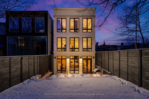 Photo 38 at 20B Woodlawn Avenue W, St. Clair, Toronto