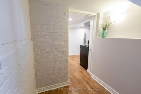 Photo 27 at 29 Parkside Drive, Swansea, Toronto