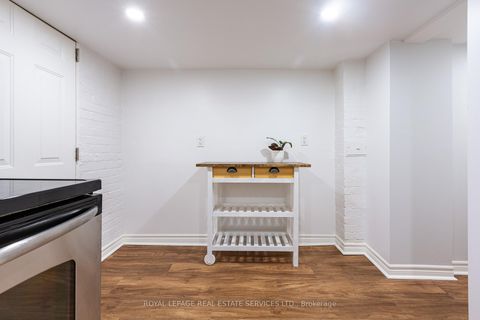 Photo 30 at 29 Parkside Drive, Swansea, Toronto