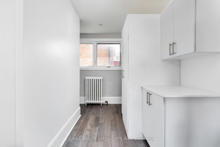 Photo 19 at 290 Westmount Avenue, Oakwood Village, Toronto