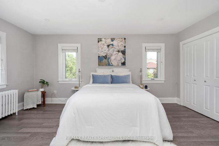 Photo 22 at 290 Westmount Avenue, Oakwood Village, Toronto
