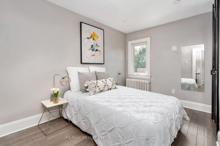 Photo 25 at 290 Westmount Avenue, Oakwood Village, Toronto