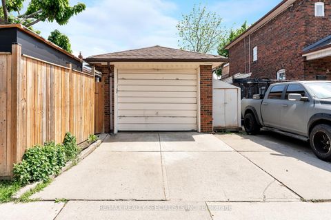 Photo 49 at 290 Westmount Avenue, Oakwood Village, Toronto