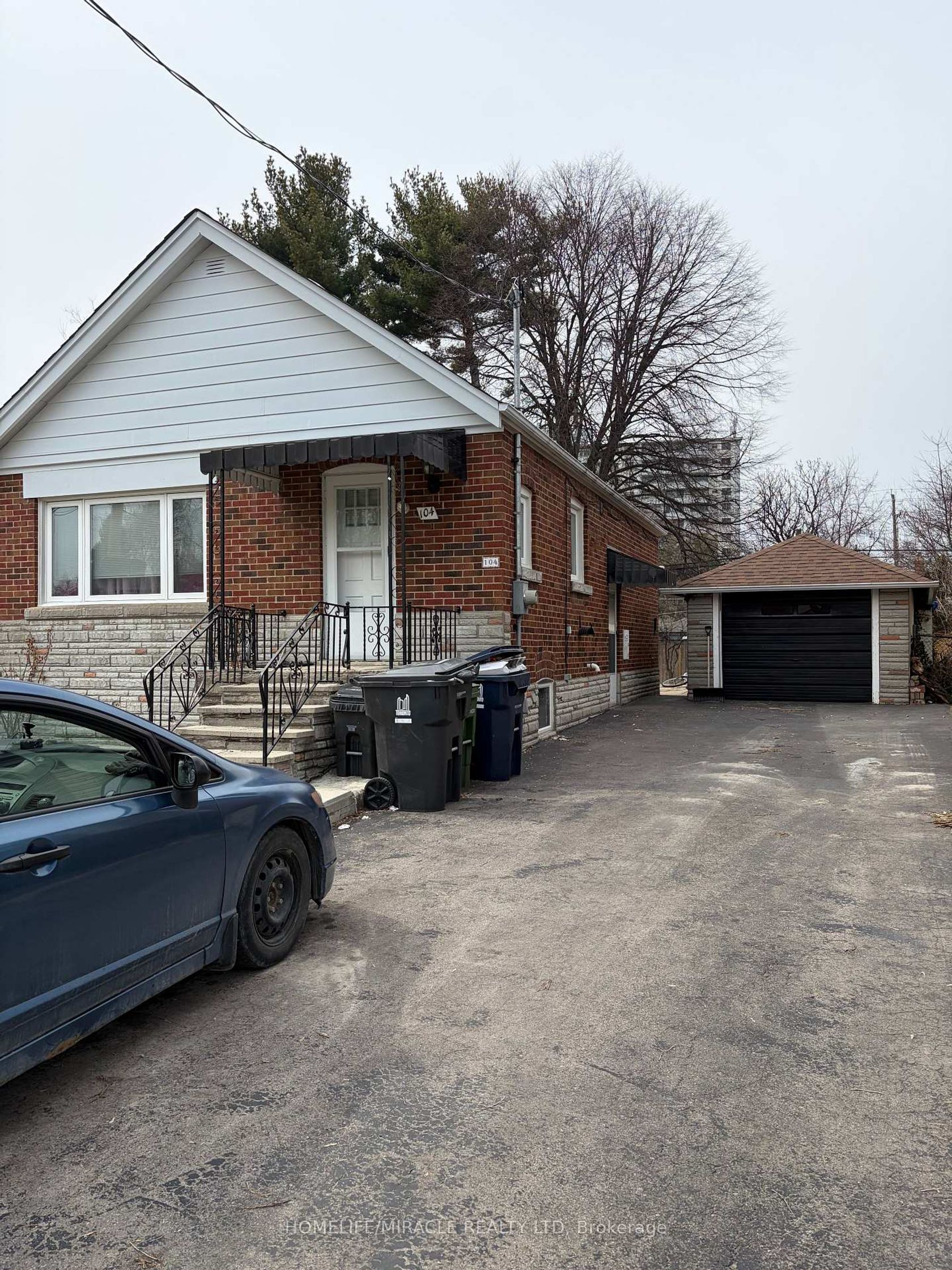104 Meighen Avenue, Parkview, Toronto by Loree Meneguzzi Real Estate 104 Meighen Avenue, Parkview, Toronto