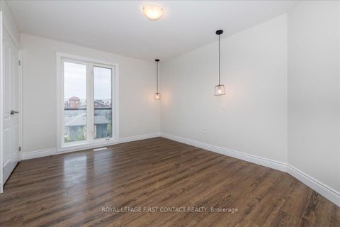 Photo 10 at 4 - 35 Madelaine Drive, Painswick South, Barrie