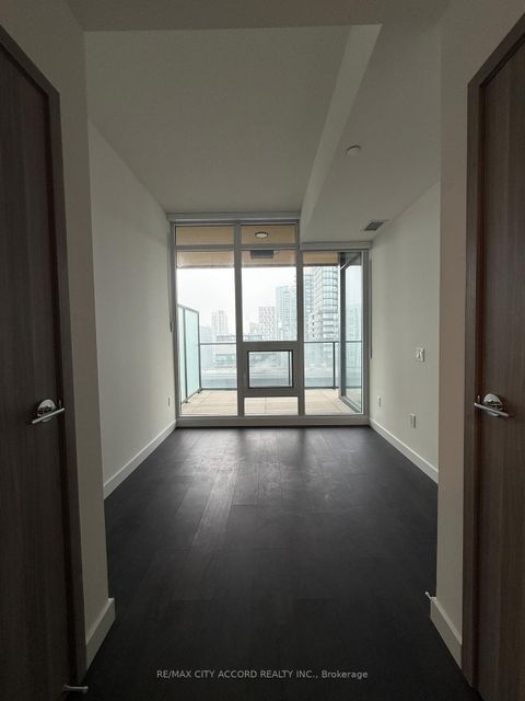 Photo 3 at 2501 - 3 Concord City Place Way, Waterfront Communities C1, Toronto