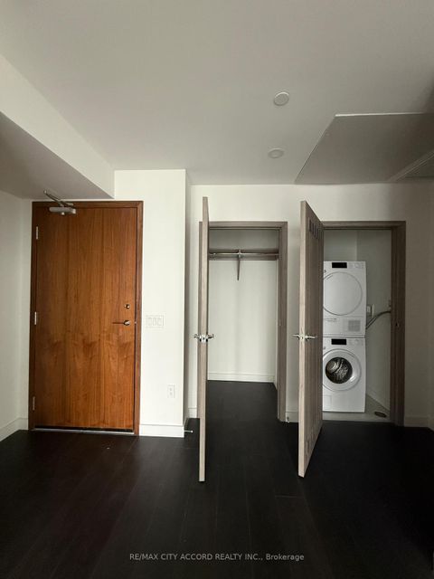 Photo 9 at 2501 - 3 Concord City Place Way, Waterfront Communities C1, Toronto