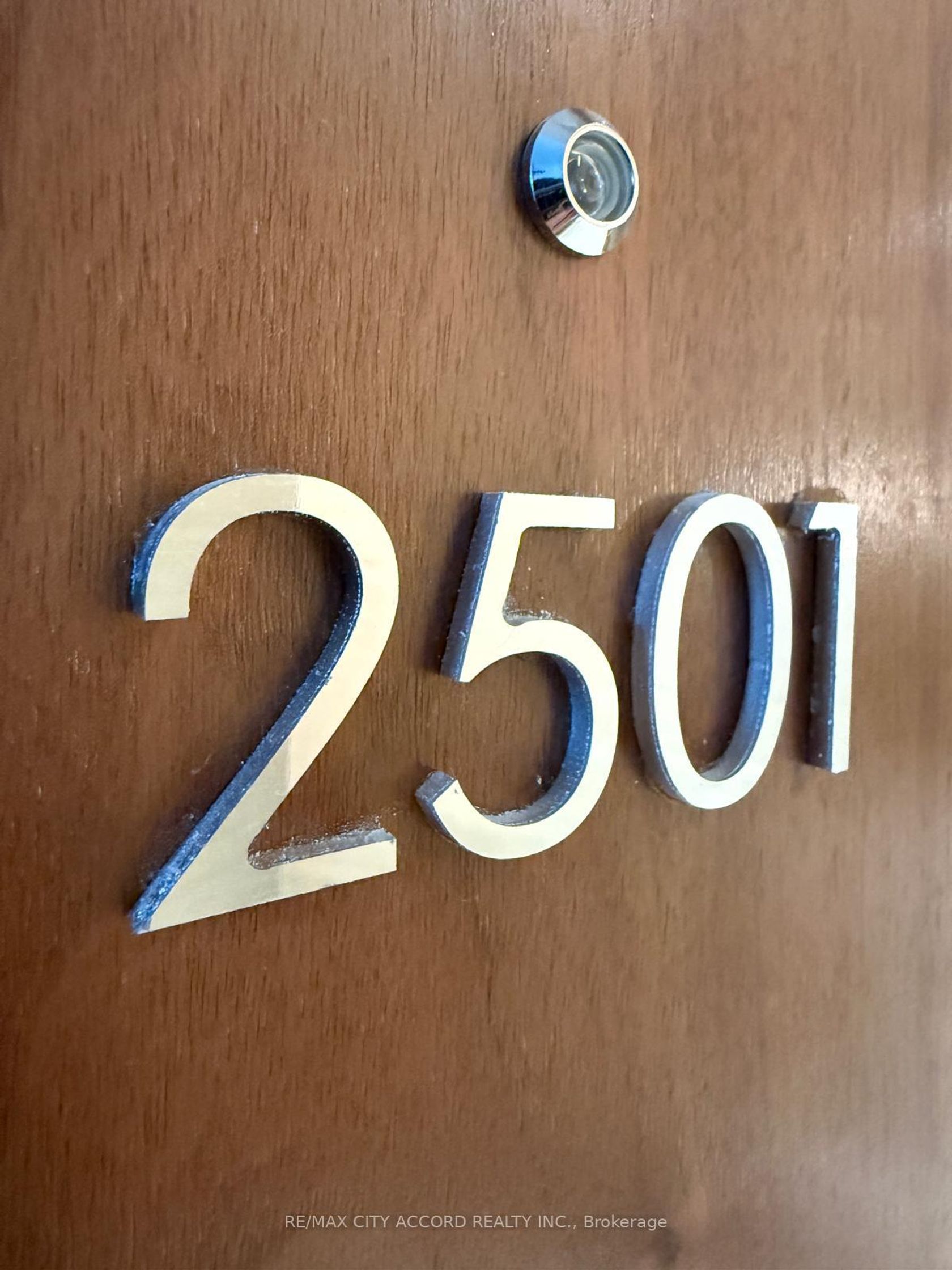 2501 - 3 Concord City Place Way, Waterfront Communities C1, Toronto by Loree Meneguzzi Real Estate 2501 - 3 Concord City Place Way, Waterfront Communities C1, Toronto