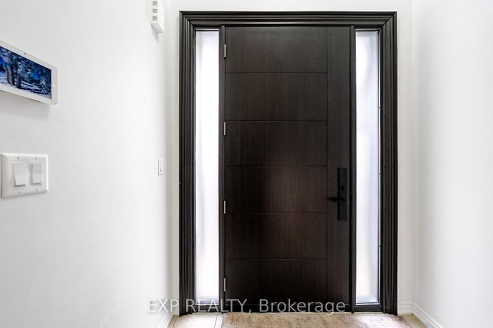 Photo 2 at 51 Ahchie Court, Patterson, Vaughan