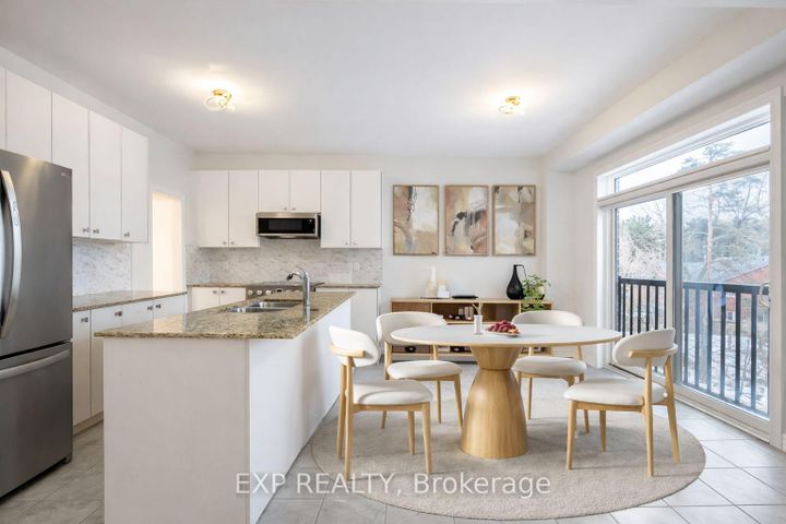 Photo 15 at 51 Ahchie Court, Patterson, Vaughan