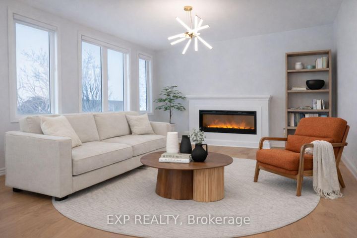 Photo 20 at 51 Ahchie Court, Patterson, Vaughan