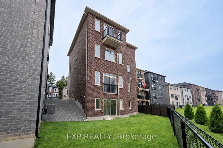 Photo 37 at 51 Ahchie Court, Patterson, Vaughan