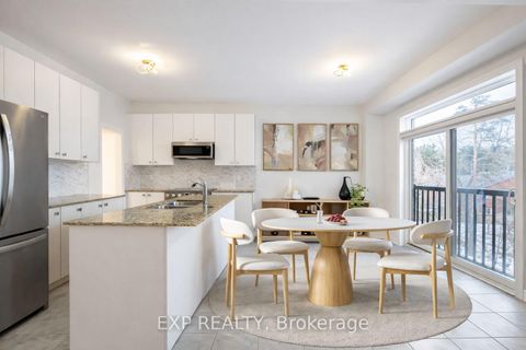 Photo 15 at 51 Ahchie Court, Patterson, Vaughan