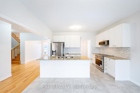 Photo 18 at 51 Ahchie Court, Patterson, Vaughan