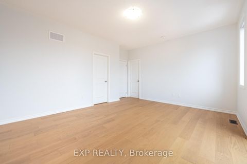 Photo 26 at 51 Ahchie Court, Patterson, Vaughan