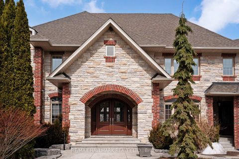 Photo 4 at 206 Churchill Avenue, Rural King, King