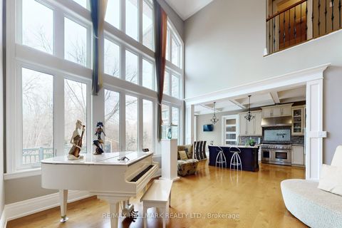 Photo 7 at 206 Churchill Avenue, Rural King, King