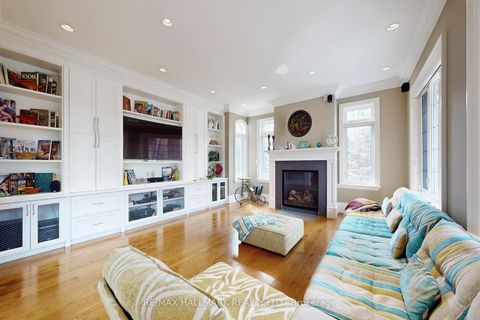 Photo 9 at 206 Churchill Avenue, Rural King, King